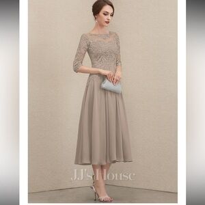 A-line Scoop Illusion Tea-Length Chiffon Lace Mother of the Bride Dress Size 2
